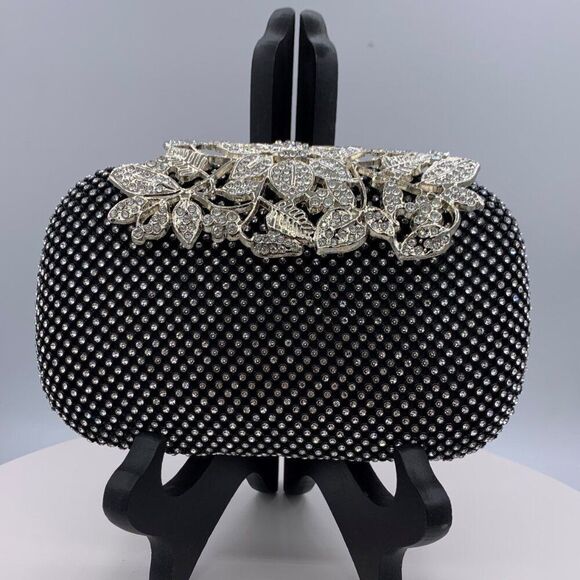 Laura Petites beaded pullover sweater, sz large, EUC, black body, bronze… - Picture 14 of 15